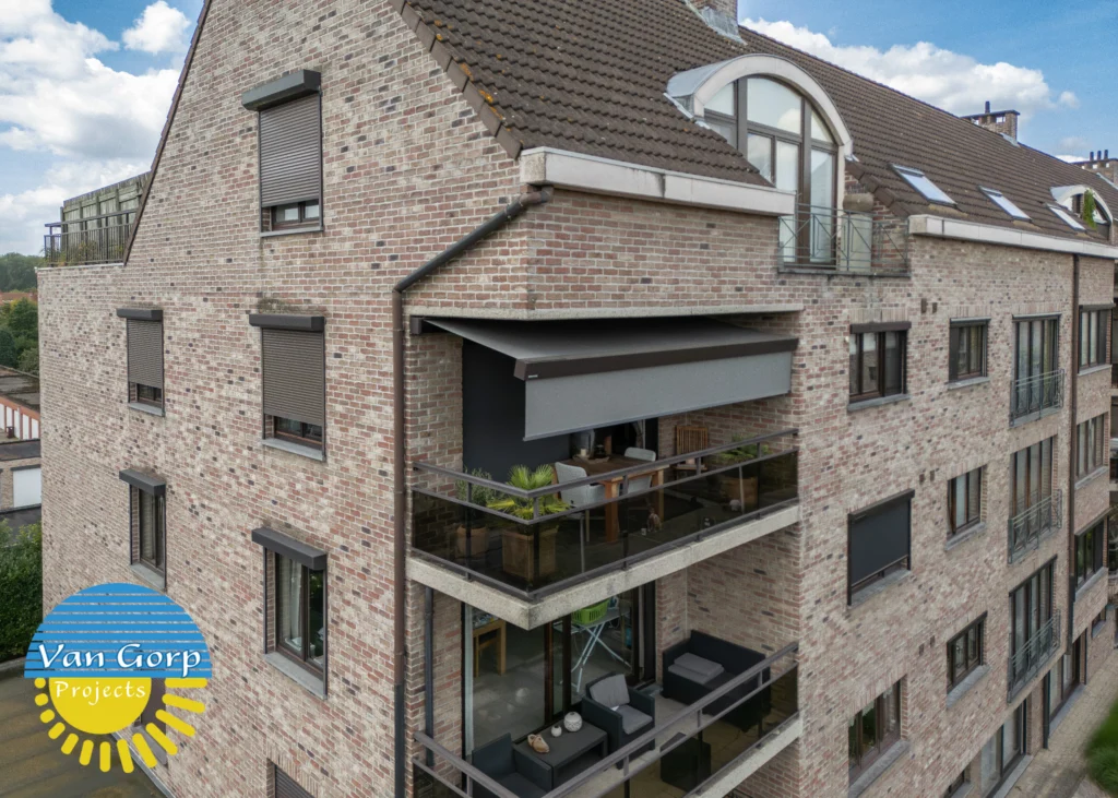 Hoekse Waard Zonwering Werf_Hoboken_Van_Den_Eynde_logo-2