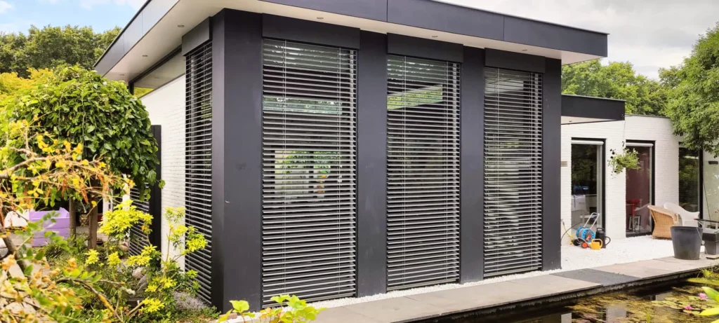 Buitenjaloezie&euml;n